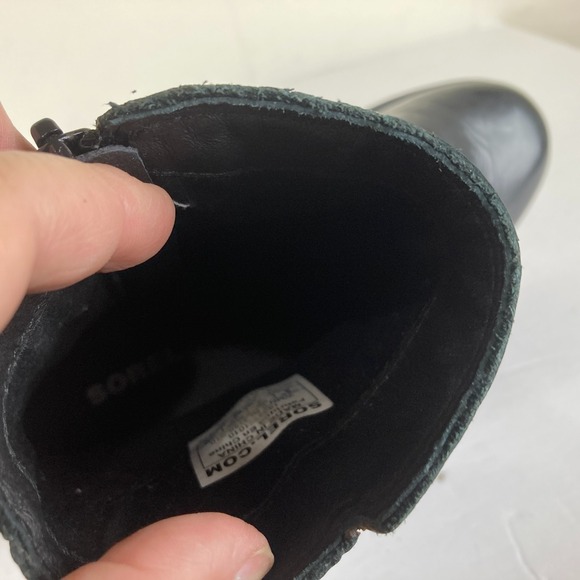 Sorel Womens Sz 6 Black Oiled Leather Lug Sole Ankle Boots Side Zip Block Heel - Picture 8 of 10